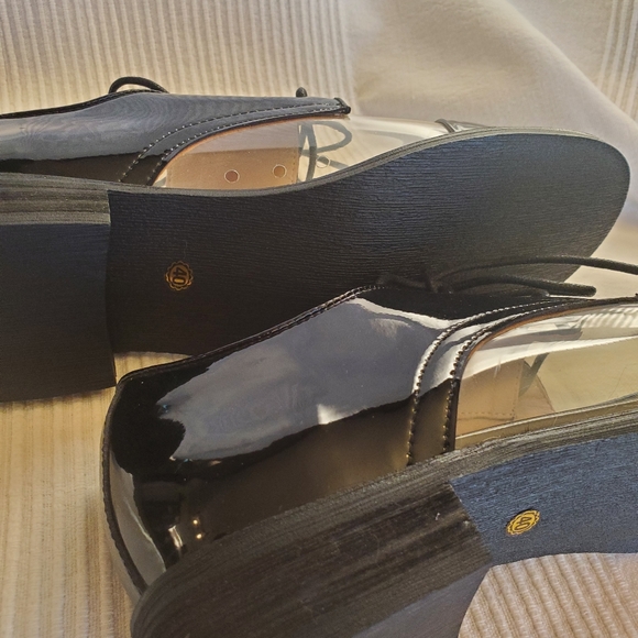 FY Zoe Hope Oxfords Modern Saddle Shoes size 8.5 Transparent and Black - Picture 7 of 8
